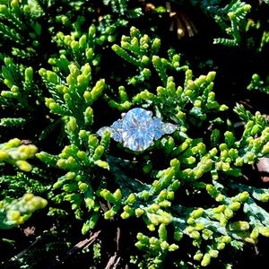 Oval Moissanite engagement ring with wedding band